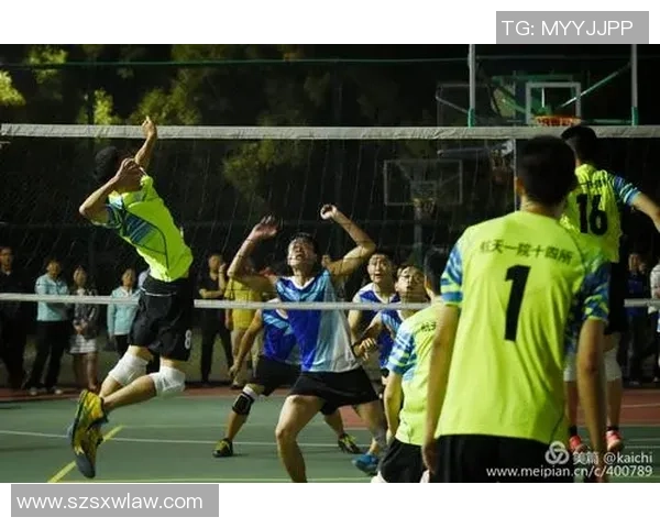 杨军专访：从羽毛球新星到冠军之路的心路历程回顾